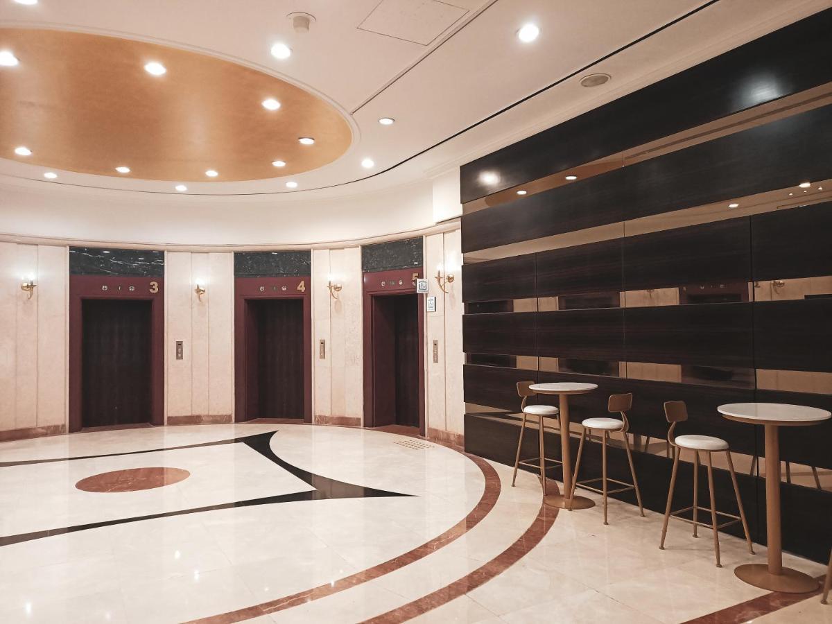 Hometel Hotel Kaohsiung Exterior photo